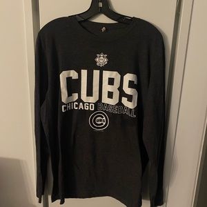 Cubs long sleeve sz Lg